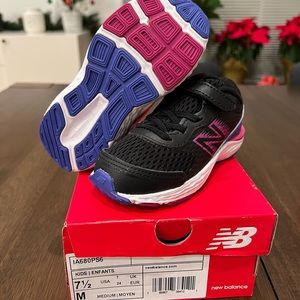 NWT New Balance toddler size 7.5 680v6 Bungee sneakers